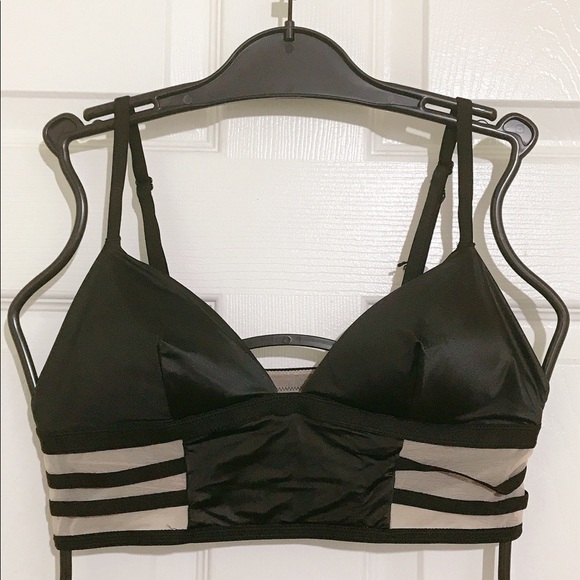 🔥ON SALE🔥3/$30🔥 💖 Victoria Secret Sexy Bralette Removable Padding - Picture 1 of 5